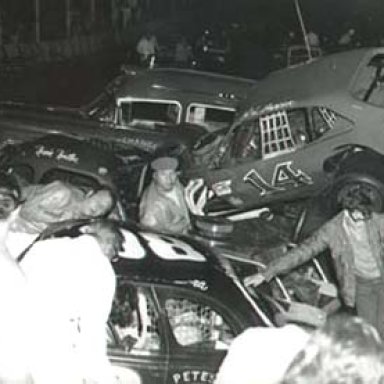 crash8bw