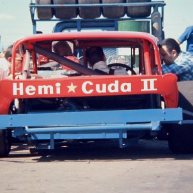 JeanGuyChartrandHemiCudaII1971rear
