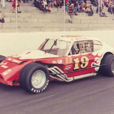 1977RogerHill19