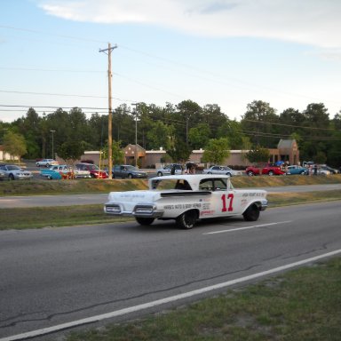 Car 17/Parade