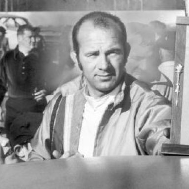 Lennie Pond-54