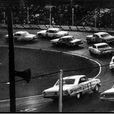 nascar_66_turn 2 smallest NASCAR race
