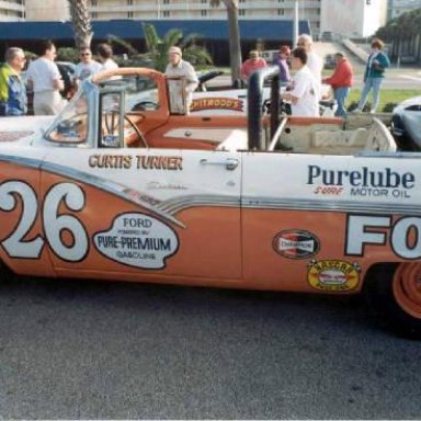 Curtis Turner