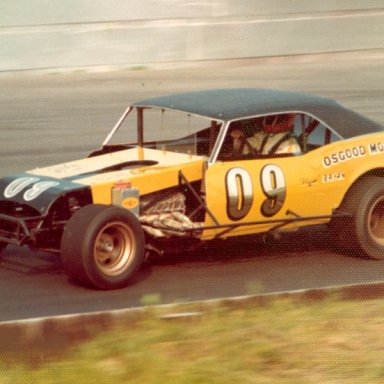 BryanOsgoodatOswego(NY)Speedway,1972.