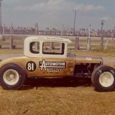 dave scarbrough 81