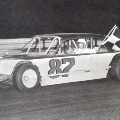 a1LeoLewandowskiLMflagshot1969