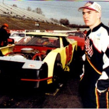 Elloitt Sadler-16-Latemodels