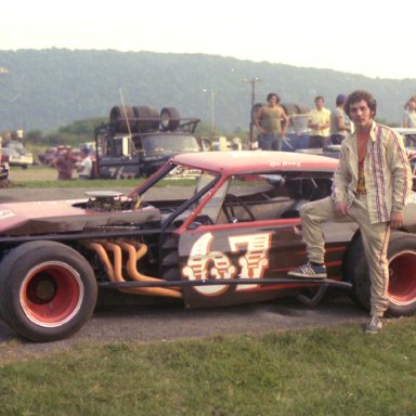 lowrezLeeBrayposedwithNo67Capri