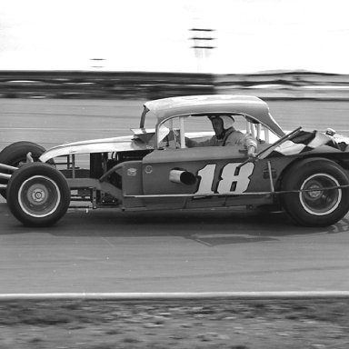 aa1MikeMillerCorvairontrackflagshotBW