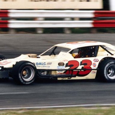 1985MikeEwanitsko23