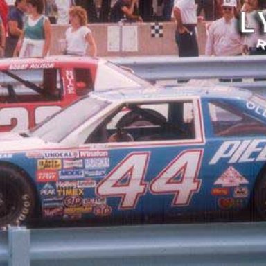 Terry Labonte#44-Bobby Allison#22