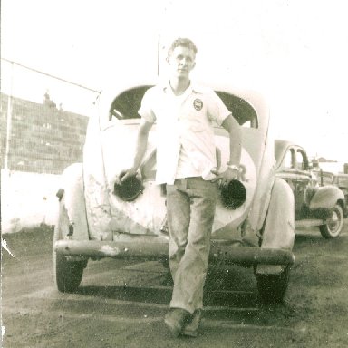 Ralph Harpe at Martinsville with number 48jr. 1954