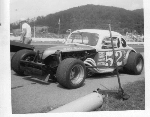 Wayne Johnson #52 - Gallery - N.B. Arnold | racersreunion.com