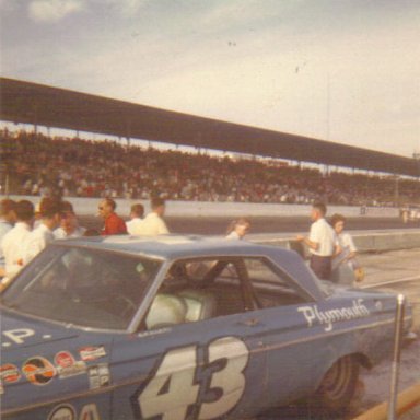 Richard Petty Car, Nov 1964