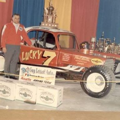 Frank_Hodge_Trophiesandcar_1970s_ma