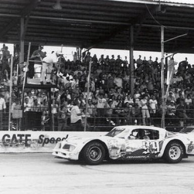 The final Governor_s Cup run on a Sunday afternoon - Dick Trickle takes the checker - 1978_