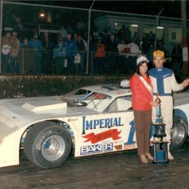 Dirt_World_Series_1985_-_Jeff_Purvis_takes_a_win__Don_Bok_Photo_