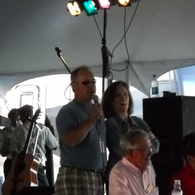 John Banks and Mayor Partin announcing winner.