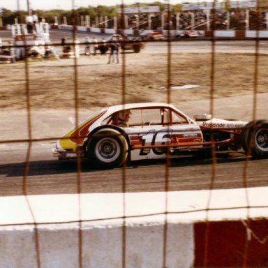 TOM McCAN