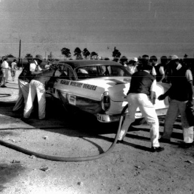 Bill Myers pit stop - not sure on what track