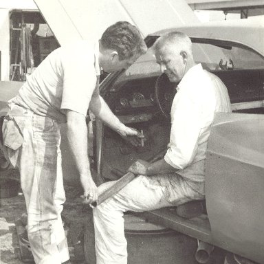 Tom Hunter & Roy Mayne building car