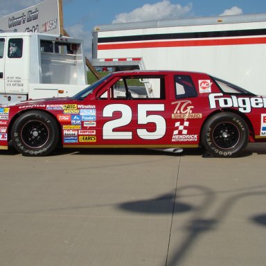 #25Folgers