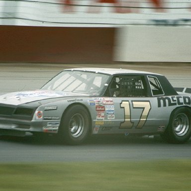 LenniePondPocono1985