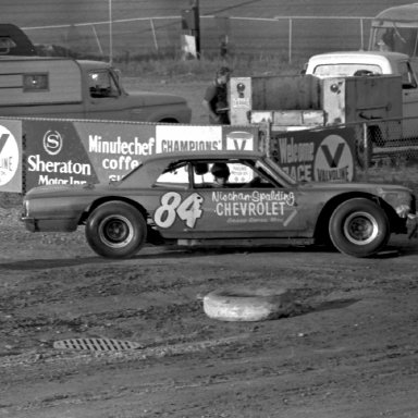 Bob Senneker # 84