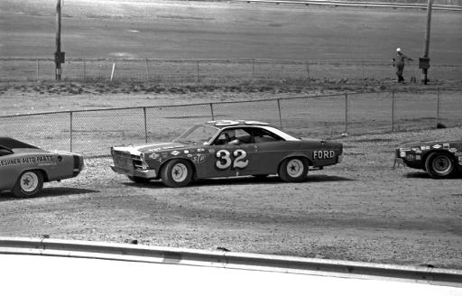 NAMON MARTIN # 32 - Gallery - Steve Struve | racersreunion.com