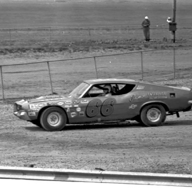 BOB THOMAS # 66