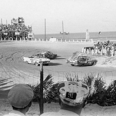 Daytona Beach 1958 Convertible Race