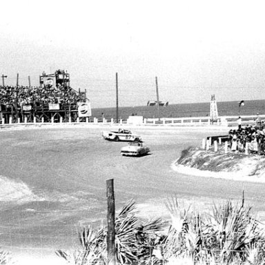 Daytona Beach 1958 Convertible Race