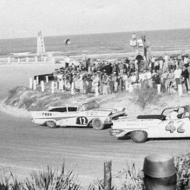 Daytona Beach 1958 Convertible Race