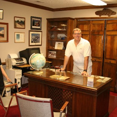 Bobby's office
