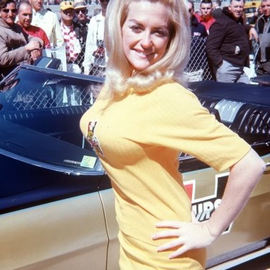 Lovely Linda