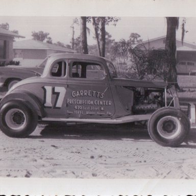 DRIVER: GERALD SAPP...OWNER:  TERRELL PEAVEY