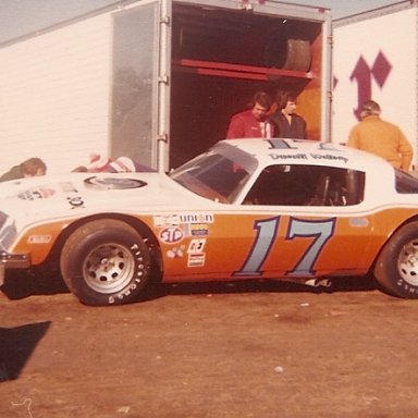 1975 Darrell Waltrip