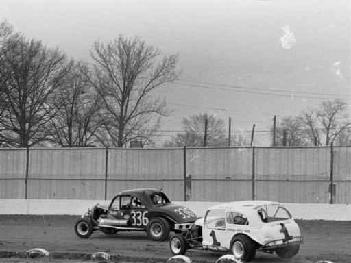 ds050927100237-Vi - Gallery - Ron Wetzler | racersreunion.com