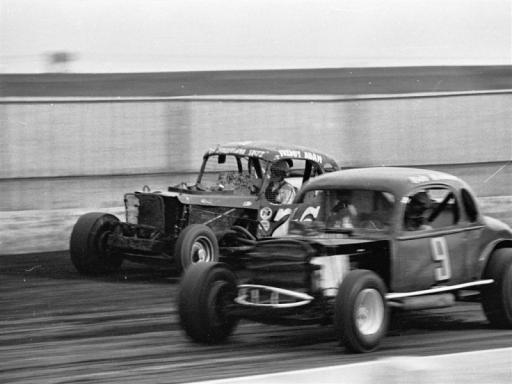 Bobby Hauer In The 9 And Freddie Adam In The 76 - Gallery - Ron Wetzler ...