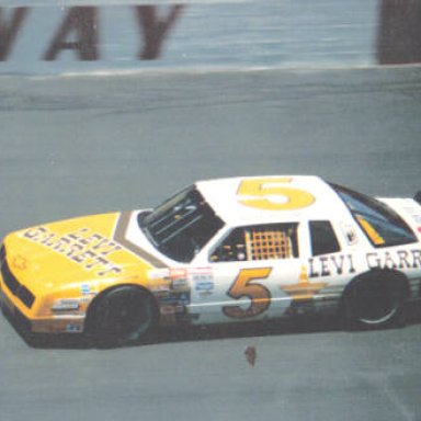 Alan Kulwicki #7 Bristol Valleydale 500 4-12-87