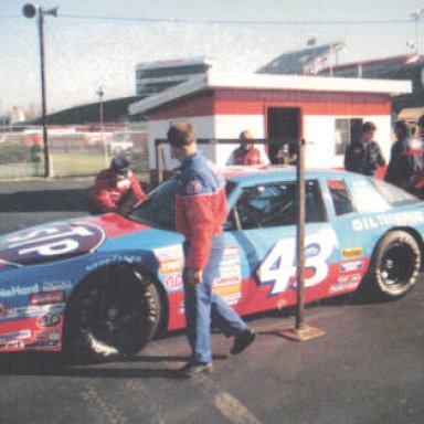 Neil Bonnett #12 into the wall at Bristol Valleydale 500 4-6-86