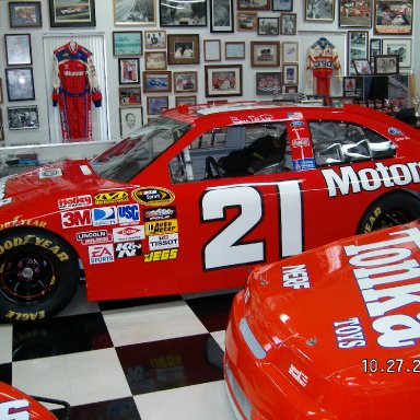 Wood Brothers-21-Museum