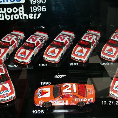 Wood Brothers-21-Museum