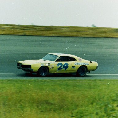 1972 CECIL GORDON AT TRENTON