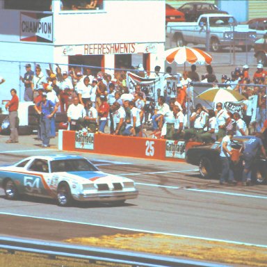 #54 Lennie Pond #22 Ricky Rudd 1978 Champion Spark Plug 400