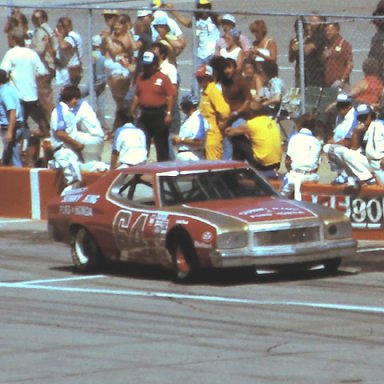 #64 Tom Gale 1978 Champion Spark Plug 400