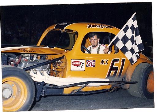Buzz - Gallery - Buzz | racersreunion.com
