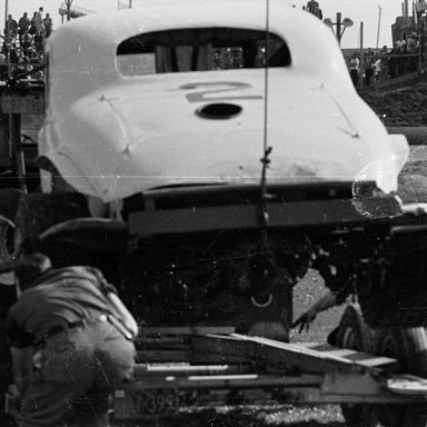 Loading Earl Kienert's #2 on trailer at Nazareth