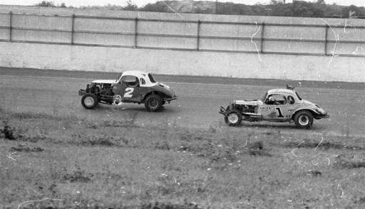 #2 Frankie Schneider & #1 Kenny Shoemaker At Nazareth National Speedway ...