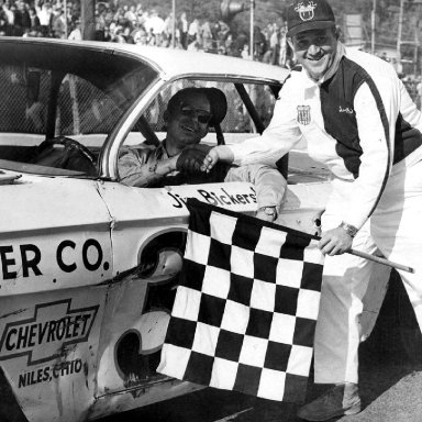#33 Jim Bickerstaff at Heidelberg (PA) Raceway 1967